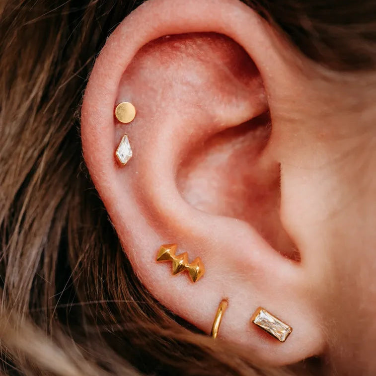 Mini Dot Flat Back Earrings